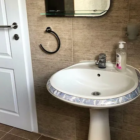 Aleksandra ゲストハウス